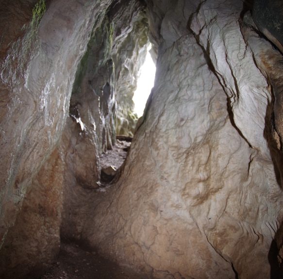 Grotte aux œufs